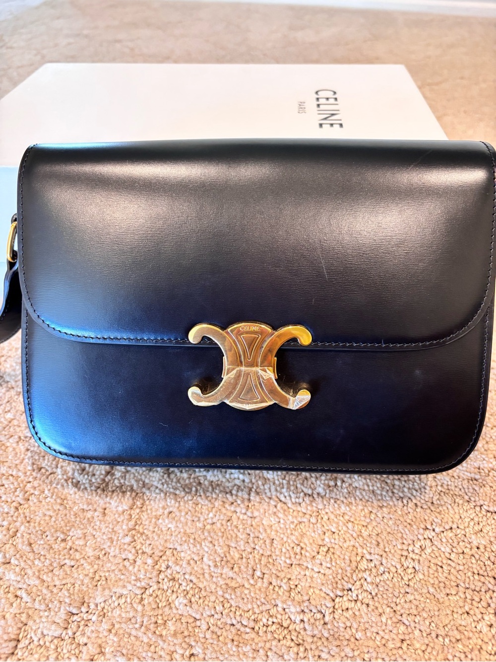 Celine Classique Triomphe bag in shiny calfskin - Entrupy included